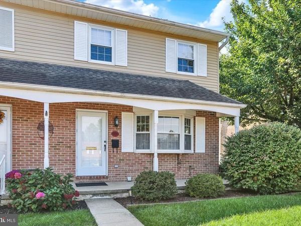 200 POPODICKON DRIVE , BOYERTOWN, PA 19512