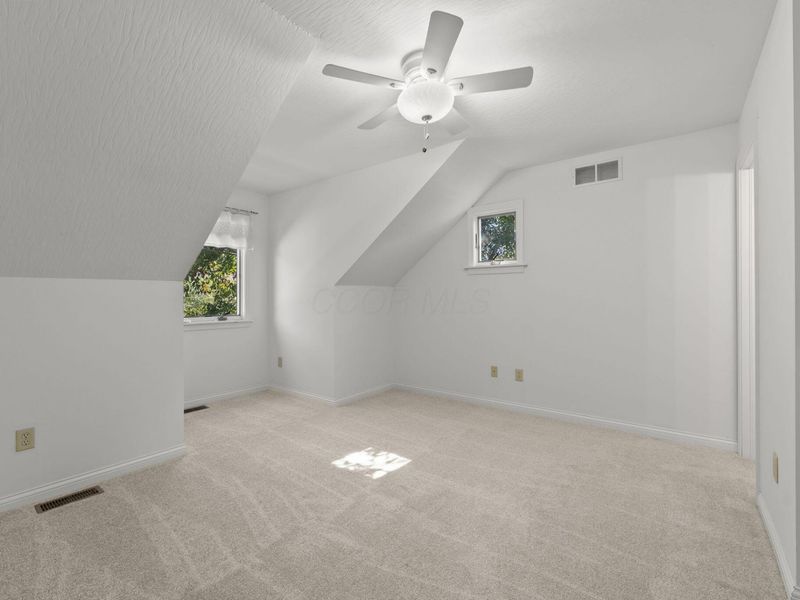 6745 Oakfair Avenue, Columbus, OH 43235 Photo 46