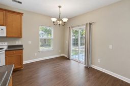 1731 E Avalon Circle photo 4