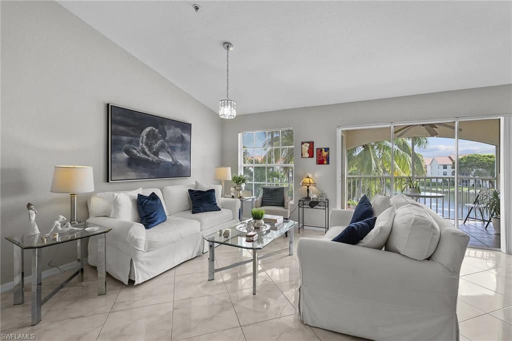 4610 Saint Croix Ln , Unit 1037, Naples, FL 34109 Photo