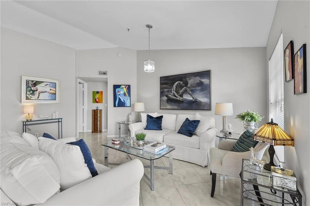 4610 Saint Croix Ln , Unit 1037, Naples, FL 34109 Photo