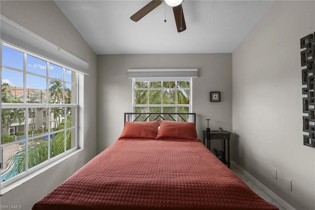 4610 Saint Croix Ln , Unit 1037, Naples, FL 34109 Photo