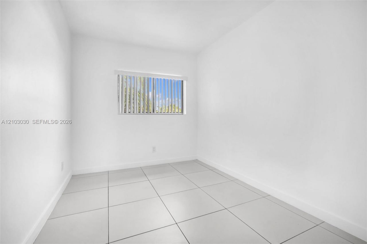 4761 N Pine Island Rd , Unit 4761, Sunrise, FL 33351 Photo