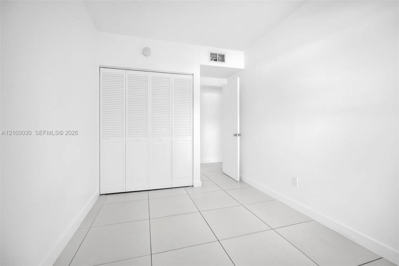 4761 N Pine Island Rd , Unit 4761, Sunrise, FL 33351 Photo