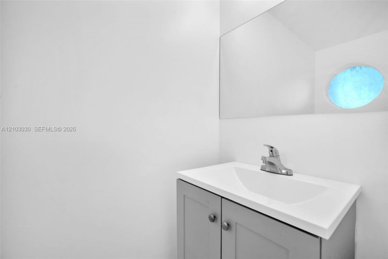 4761 N Pine Island Rd , Unit 4761, Sunrise, FL 33351 Photo