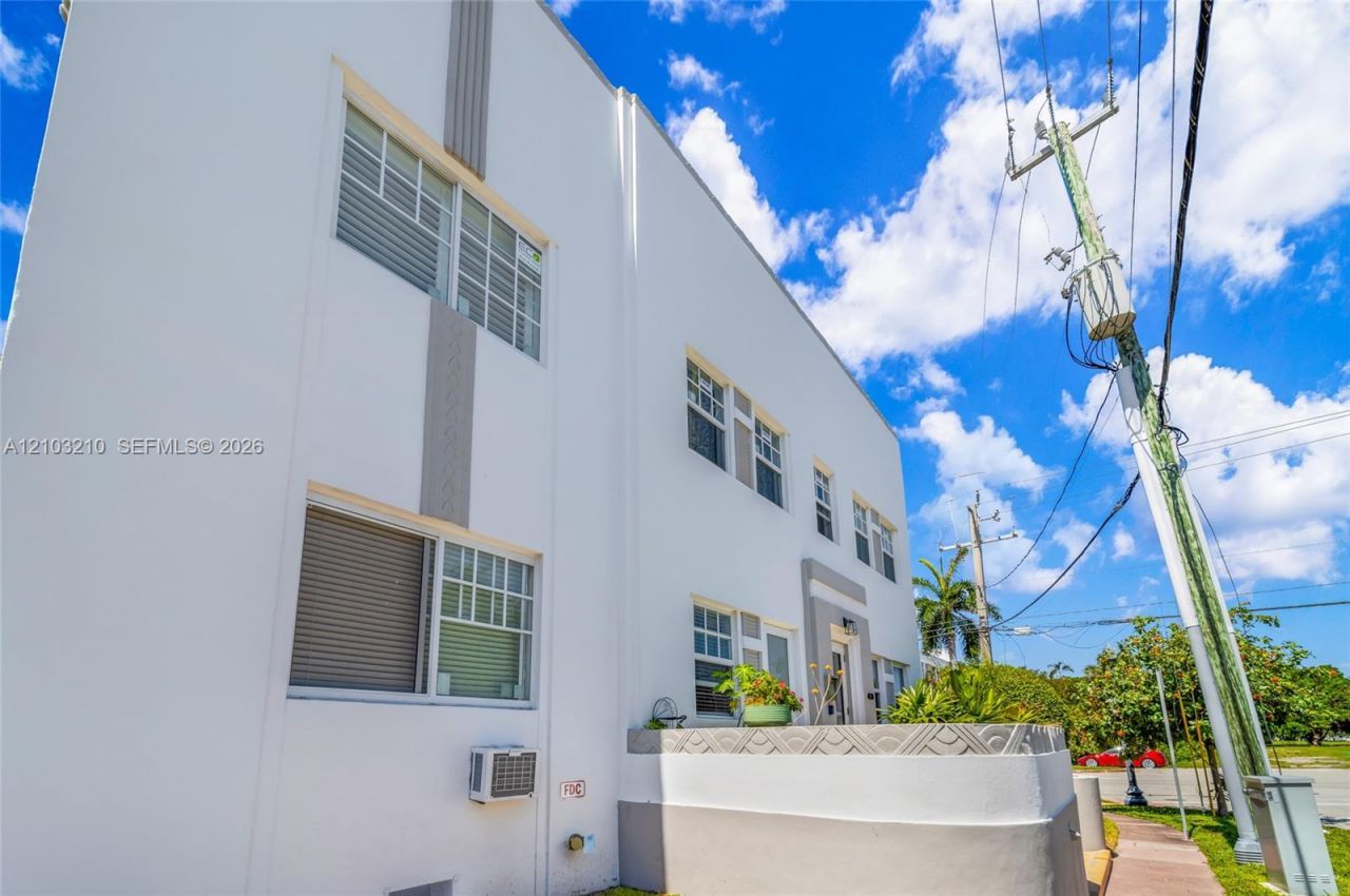 408 W 25th St, Unit 8, Miami Beach, FL 33140 Photo