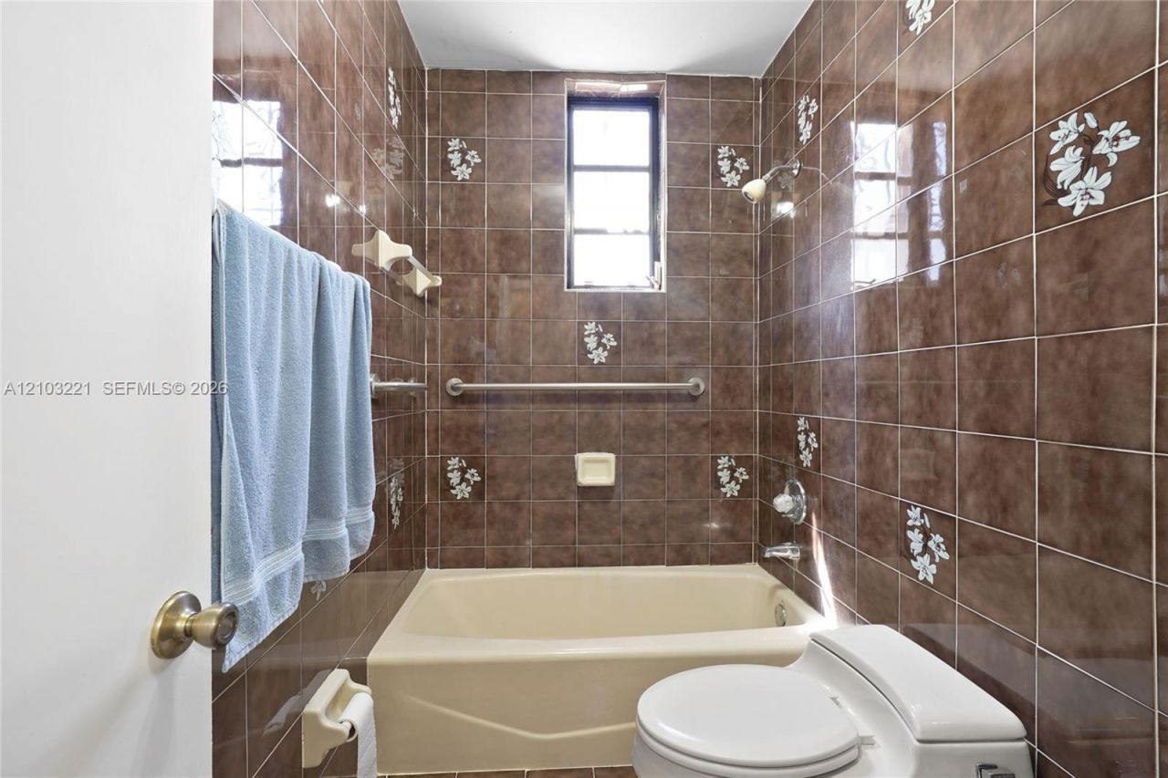 20 Tamiami Canal Rd , Miami, FL 33144 Photo