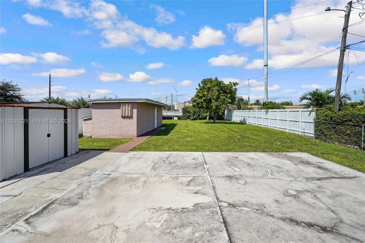 20 Tamiami Canal Rd , Miami, FL 33144 Photo