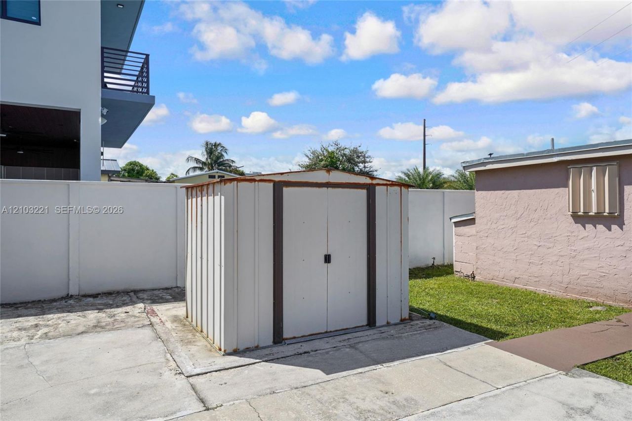 20 Tamiami Canal Rd , Miami, FL 33144 Photo