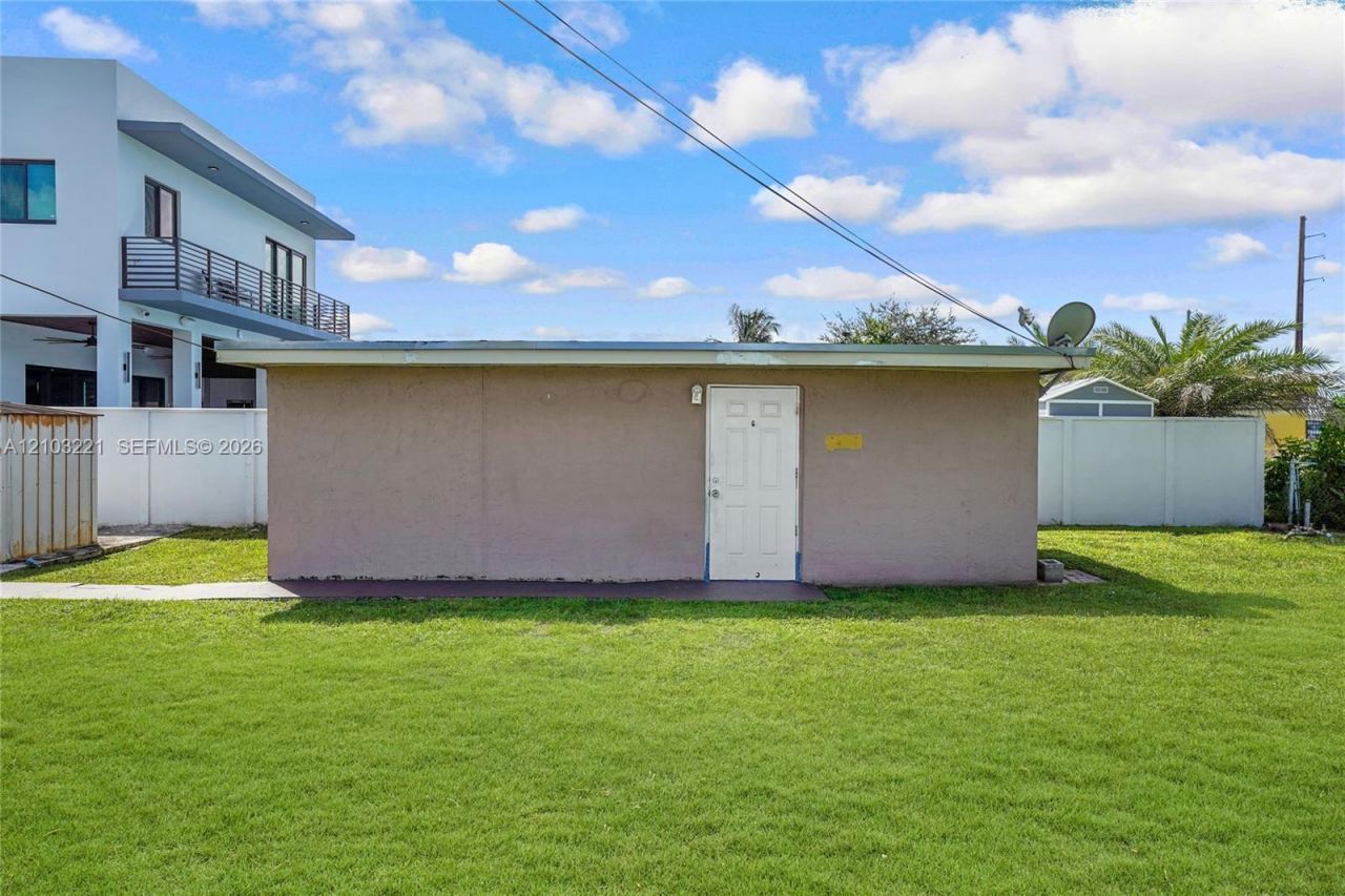 20 Tamiami Canal Rd , Miami, FL 33144 Photo