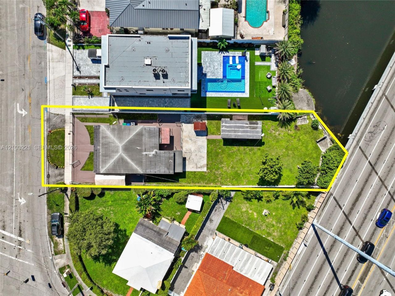 20 Tamiami Canal Rd , Miami, FL 33144 Photo