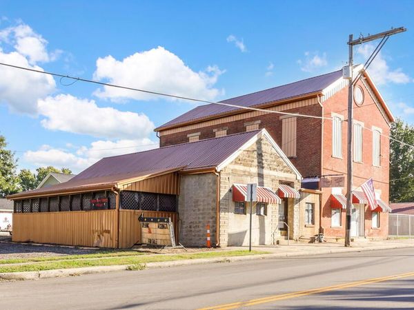 220 W Main Street, Tarlton, OH 43156