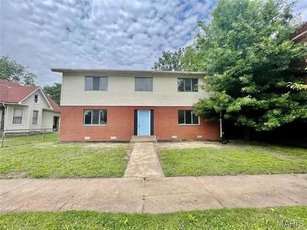 2441 E 24th Street , Granite City, IL 62040