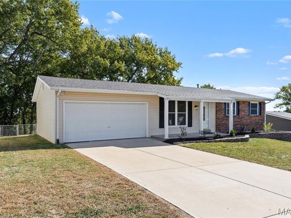3609 Arlington Drive , St Charles, MO 63303