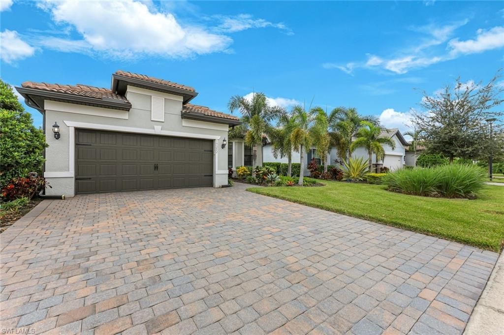 19252 Aqua Shore Dr, Fort Myers, FL 33913 Photo