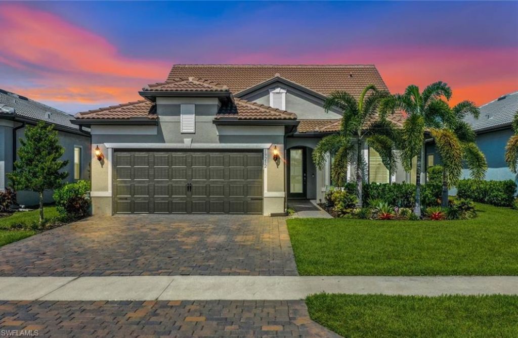 19252 Aqua Shore Dr, Fort Myers, FL 33913 Photo
