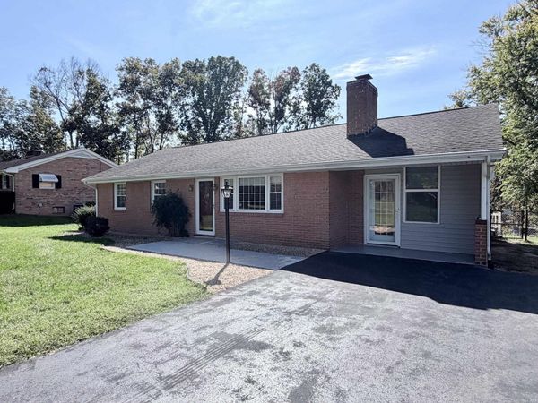 603 DOOMS CROSSING RD, WAYNESBORO, VA 22980