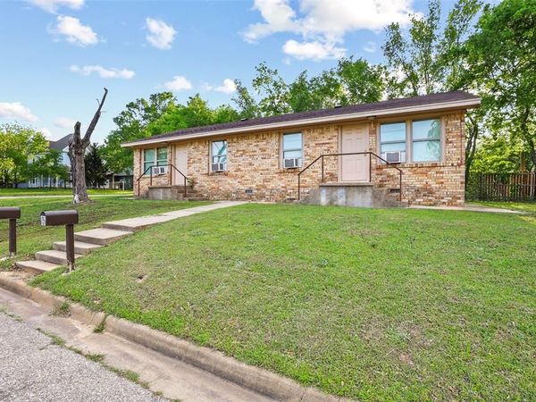 701 W Hull Street, Denison, TX 75020