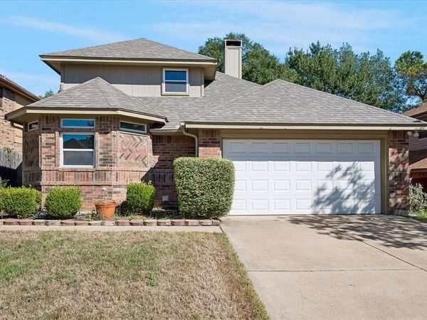 1476 Hampton Road, Grapevine, TX 76051