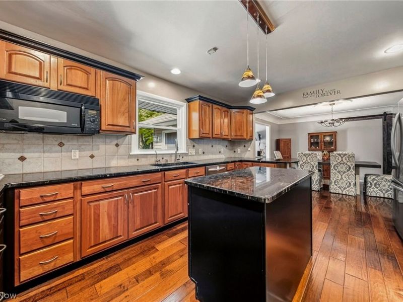4486 Brainard Road, Orange, OH 44022 Photo 14