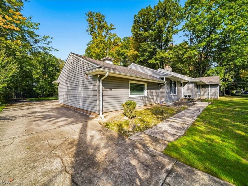 4486 Brainard Road, Orange, OH 44022 Photo 4
