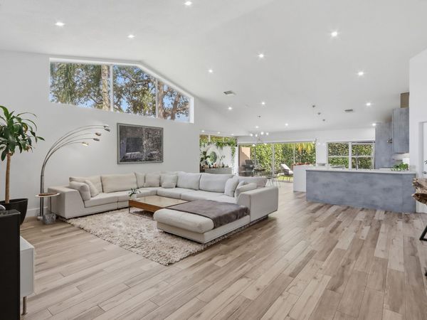 2501 MAHOGANY Place, Palm Beach Gardens, FL 33418