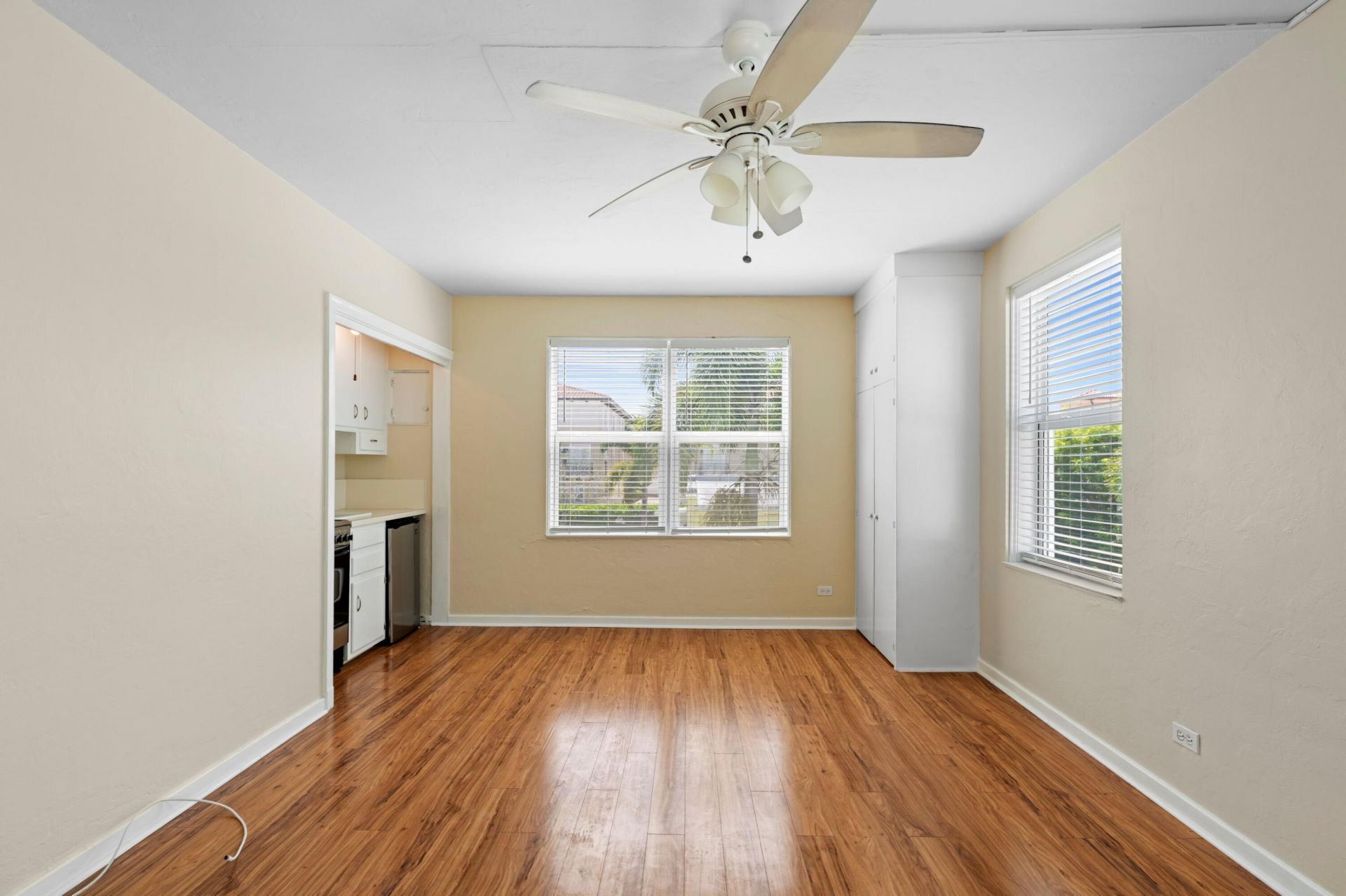90 SE 5th Avenue, Unit 4, Delray Beach, FL 33483 Photo