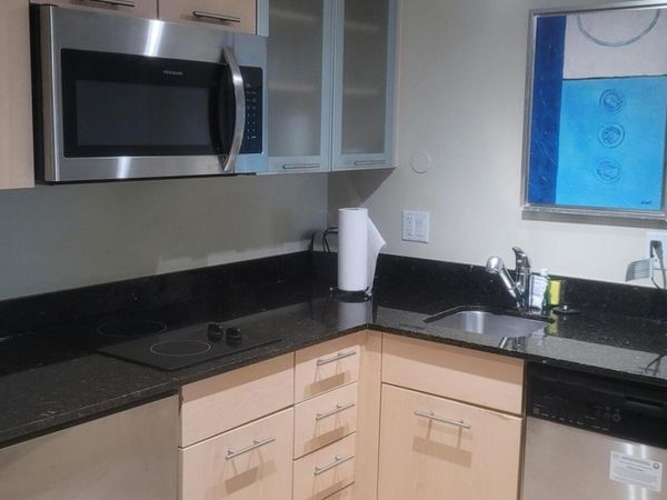 2670 E Sunrise Boulevard, Fort Lauderdale, FL 33304