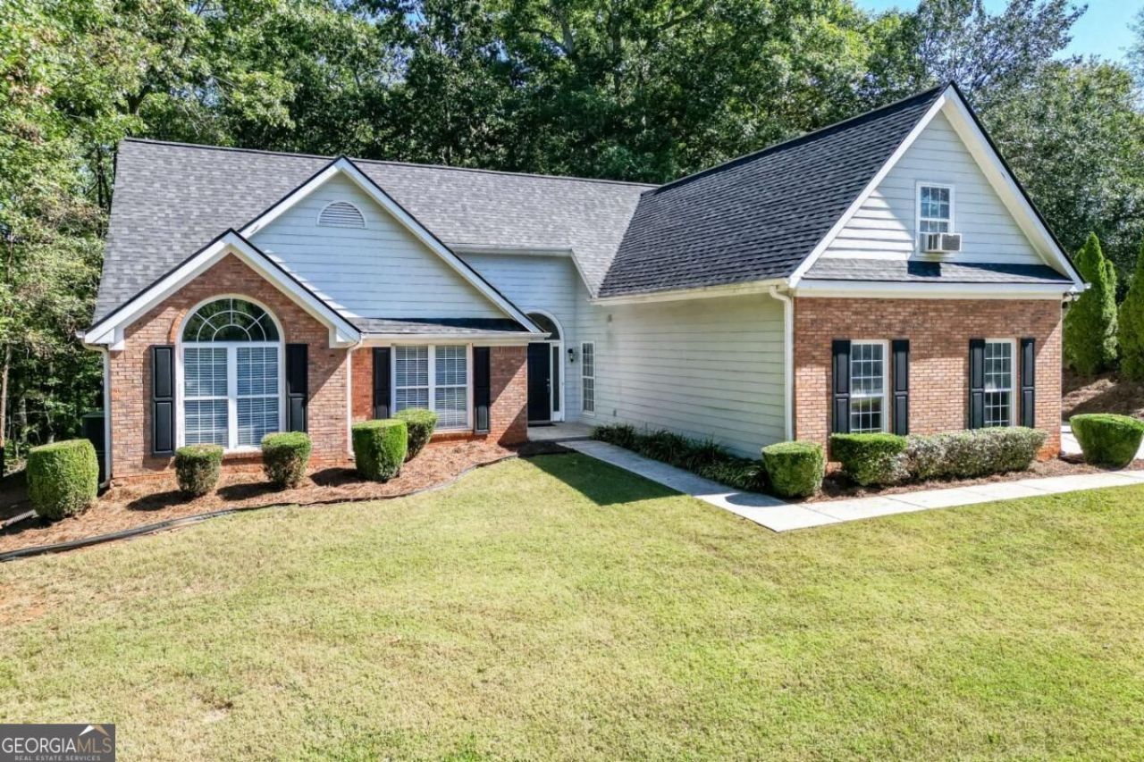 5387 Fawn Ivey Lane, Buford, GA 30519 Main Photo