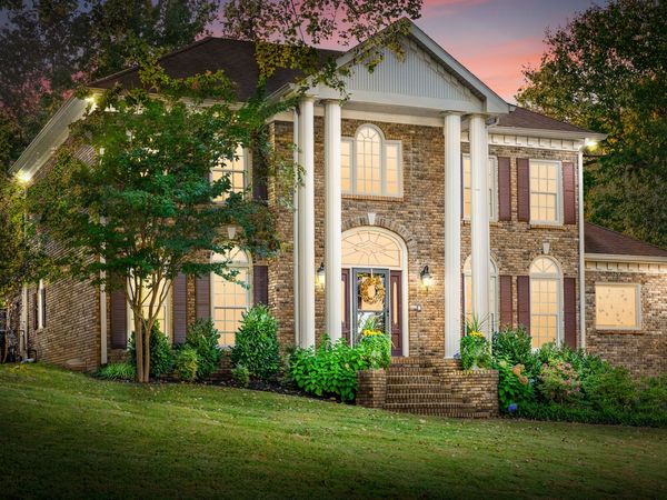2704 Wakefield Dr , Clarksville, TN 37043