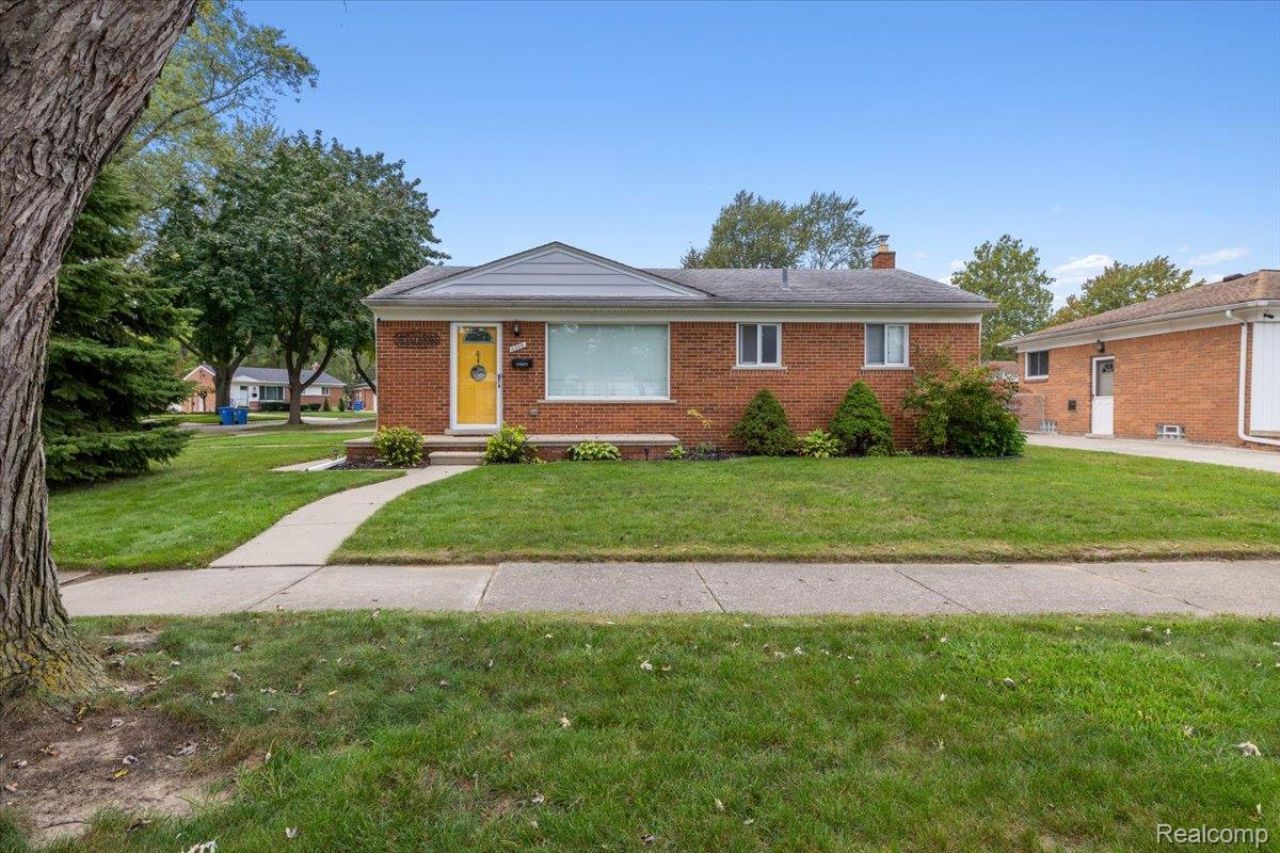4892 Westlake Street, Dearborn Heights, Mi 48125 Main Photo