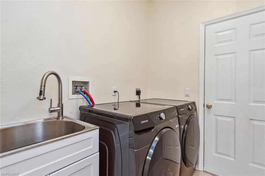 8599 Pepper Tree Way, Naples, FL 34114 Photo