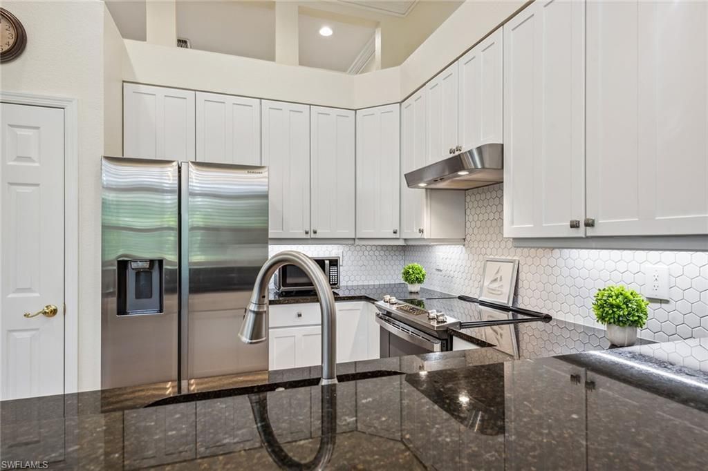 8599 Pepper Tree Way, Naples, FL 34114 Photo
