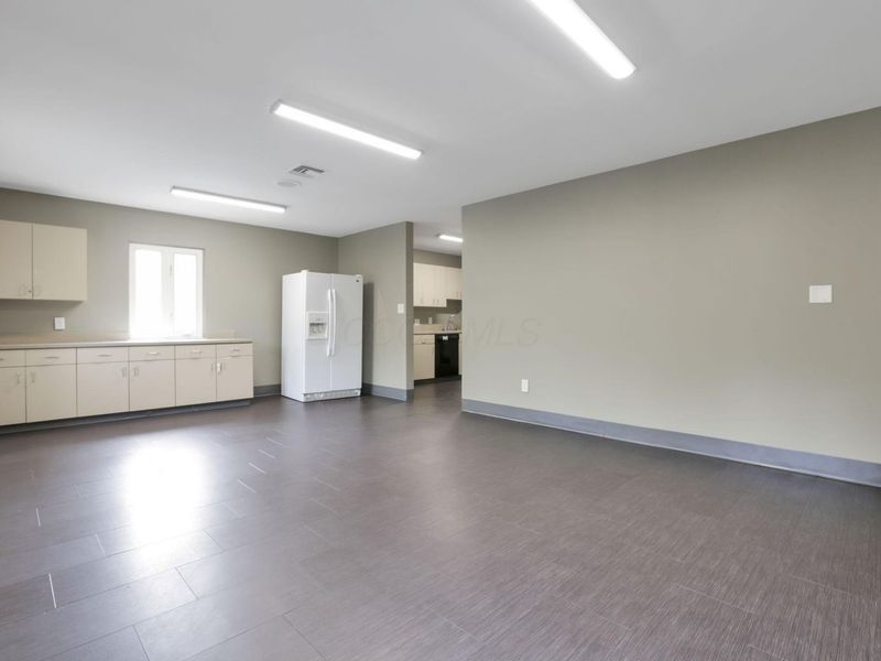 3070 Riverside Drive, Unit 200, Columbus, OH 43221 Photo 6