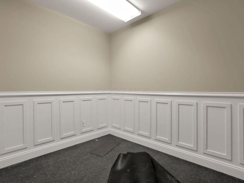 3070 Riverside Drive, Unit 200, Columbus, OH 43221 Photo 7