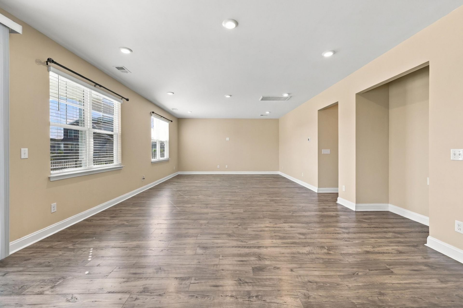 8081 Fort Hill Way Photo 14