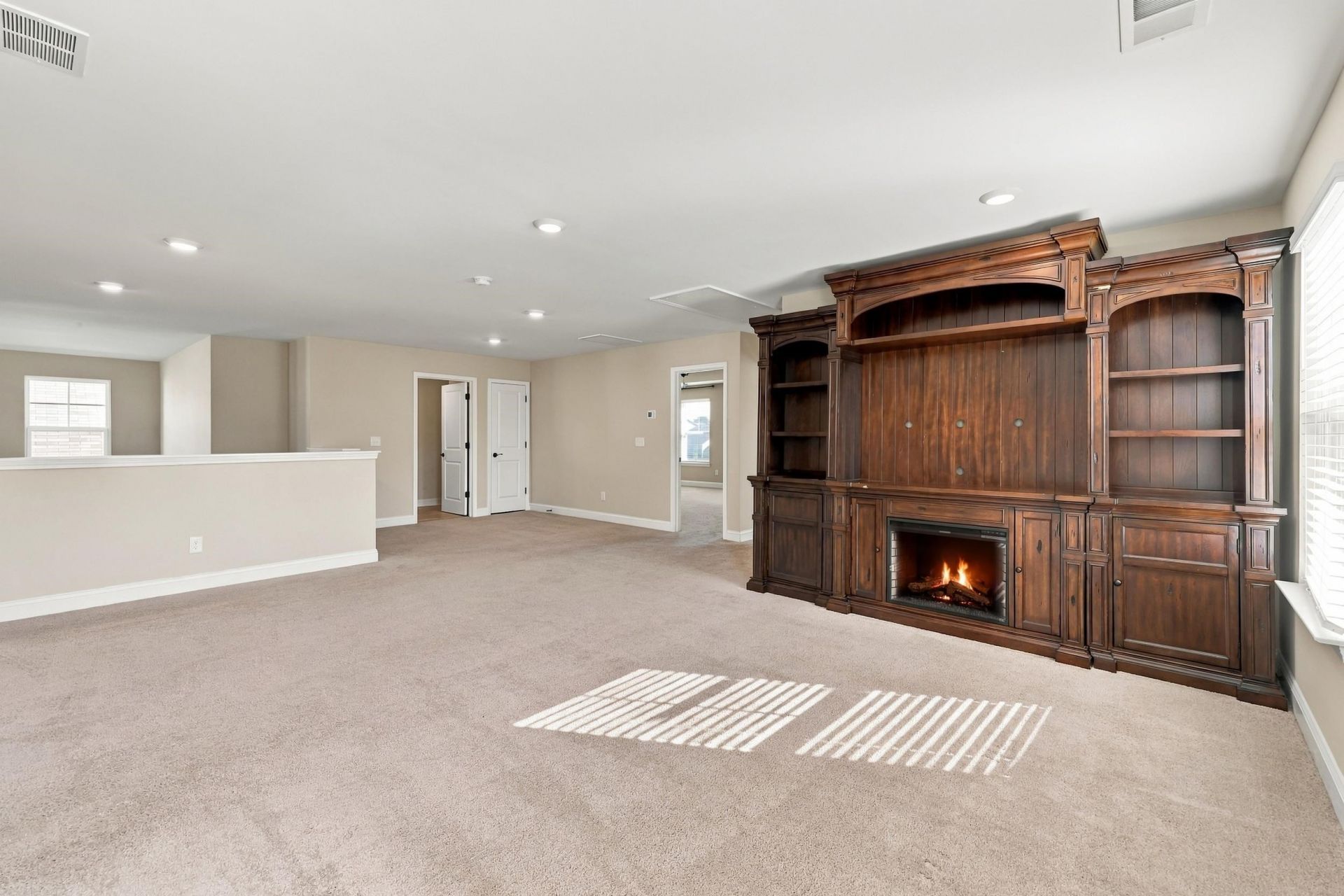 8081 Fort Hill Way Photo 32