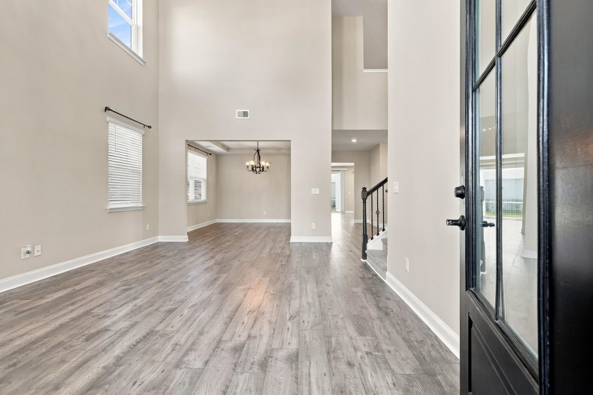 8081 Fort Hill Way Photo 6