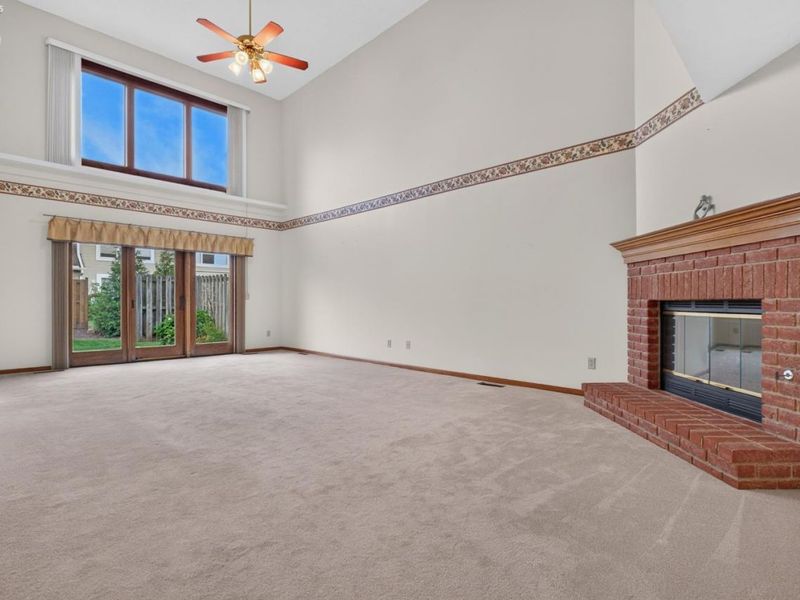 120 Ambleside Way, Amherst, OH 44001 Photo 11