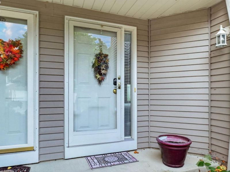 120 Ambleside Way, Amherst, OH 44001 Photo 4