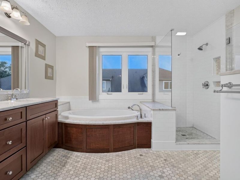 120 Ambleside Way, Amherst, OH 44001 Photo 42