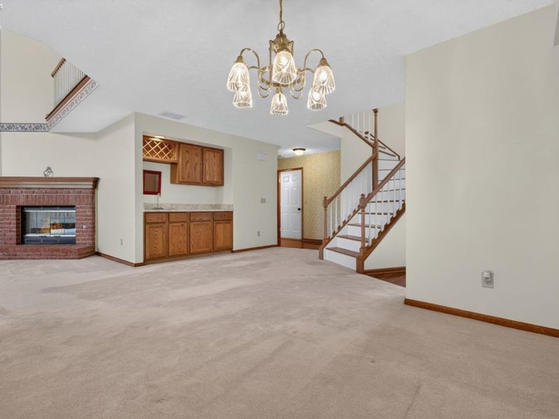 120 Ambleside Way, Amherst, OH 44001 Photo 9
