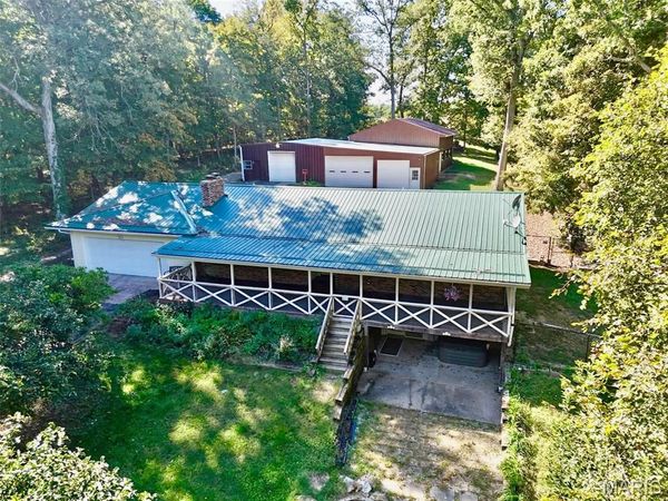 5450 County Road 409 , Hannibal, MO 63401