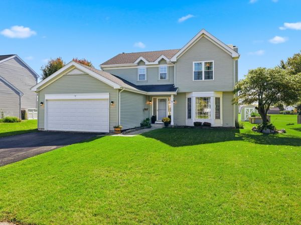 997 Village Road, Crystal Lake, IL 60014
