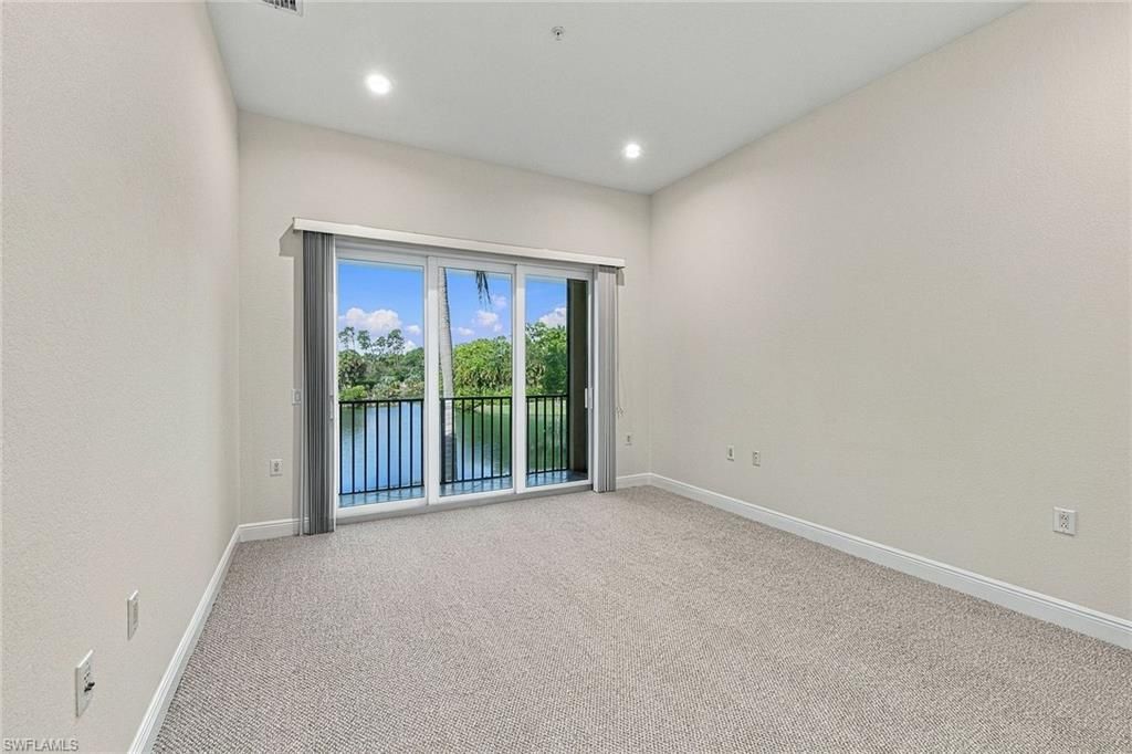 3142 Aviamar Cir, Unit 201, Naples, FL 34114 Photo