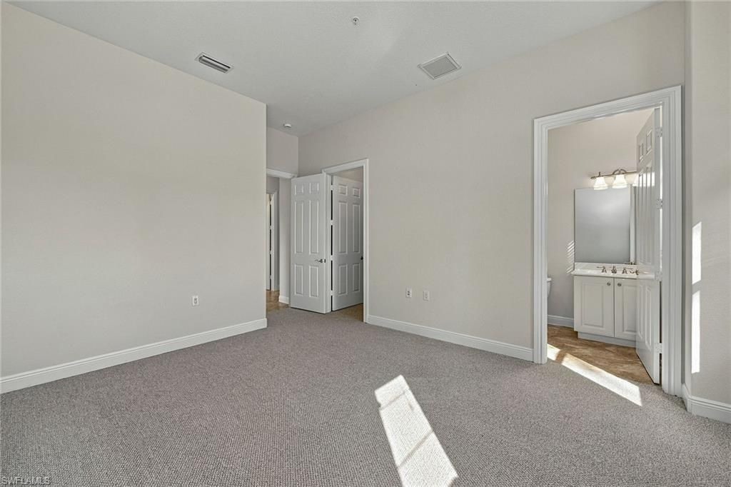 3142 Aviamar Cir, Unit 201, Naples, FL 34114 Photo
