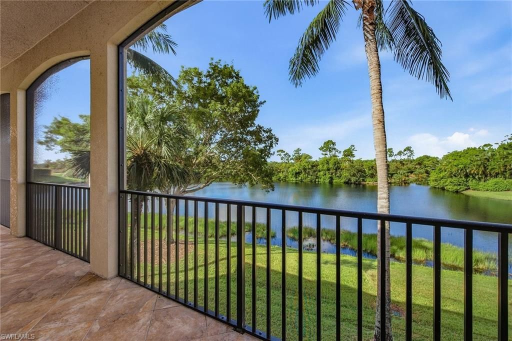 3142 Aviamar Cir, Unit 201, Naples, FL 34114 Photo