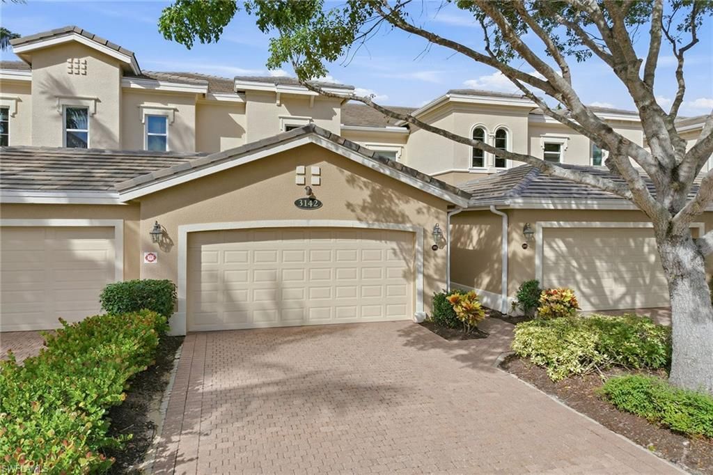 3142 Aviamar Cir, Unit 201, Naples, FL 34114 Photo