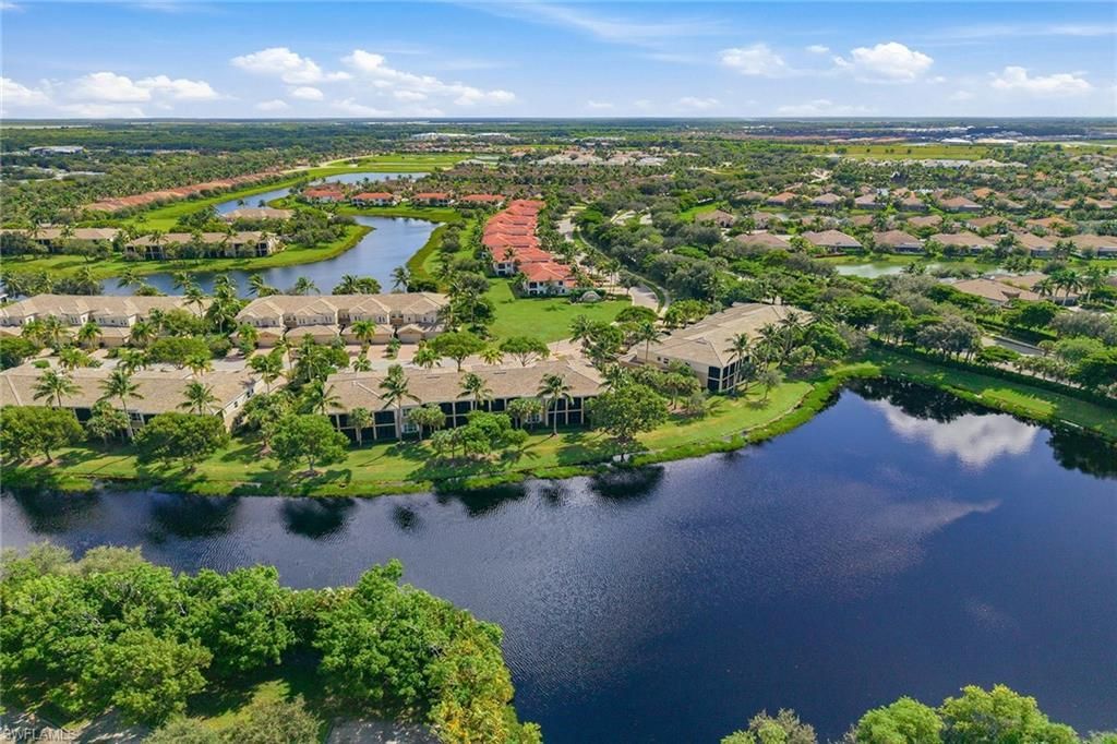 3142 Aviamar Cir, Unit 201, Naples, FL 34114 Photo
