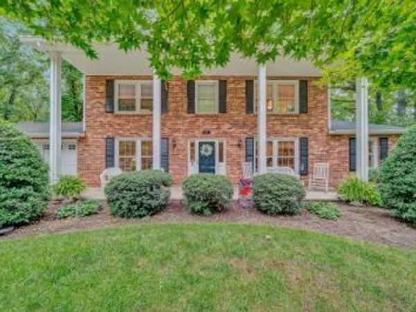 6721 Crowell Gap RD , Roanoke, VA 24014
